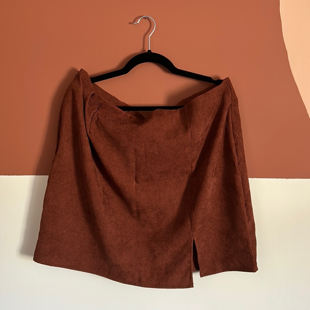 Corduroy mini skirt